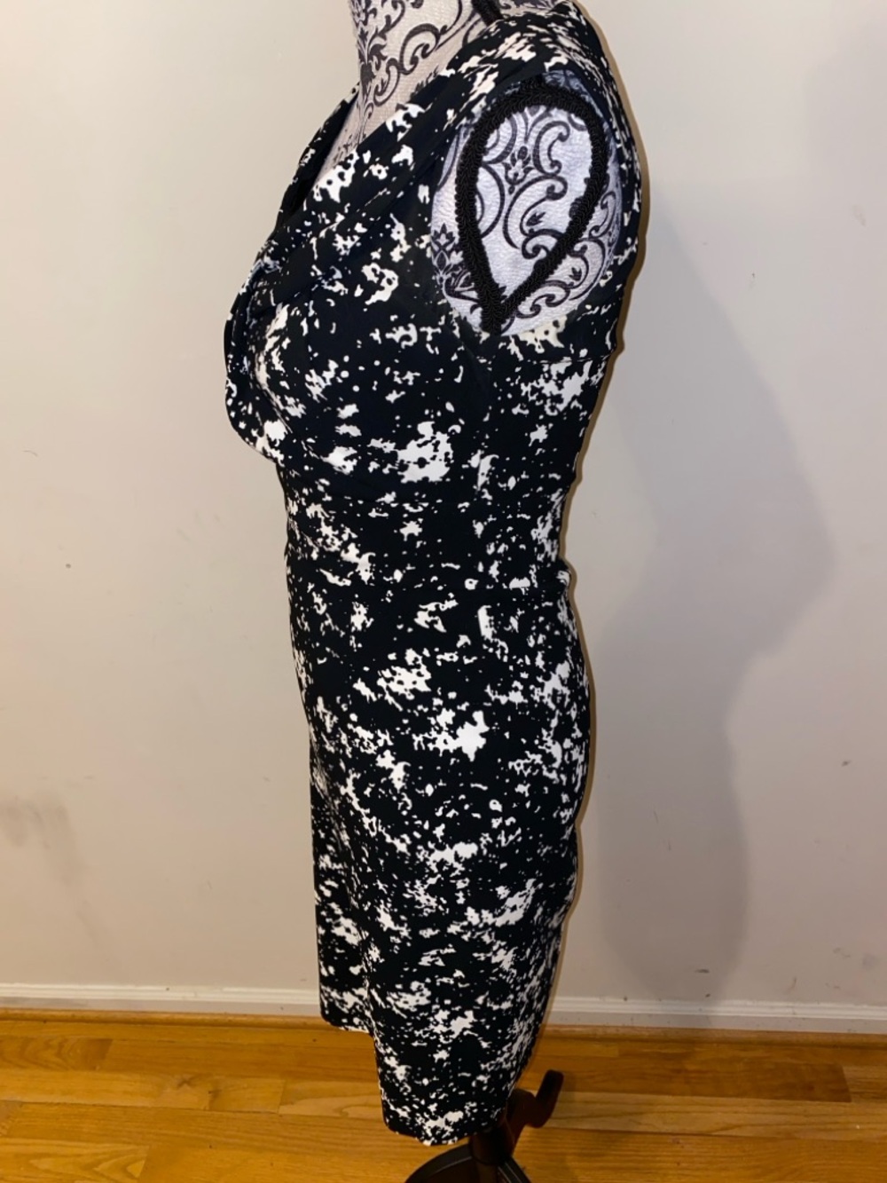 Michael Kors Black & White Abstract Print Midi Dress Size 2 Made in Italy - Picture 11 of 15